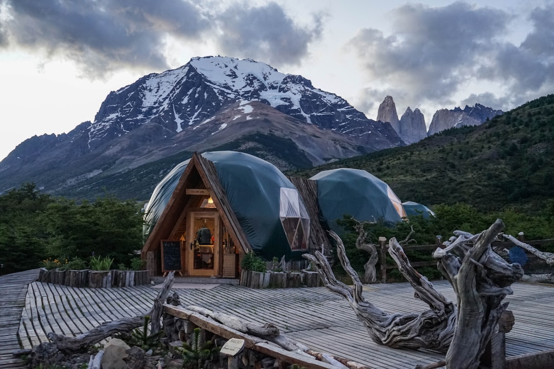 Luxury Meets Nature: The Allure of Glamping for the Modern Traveler
